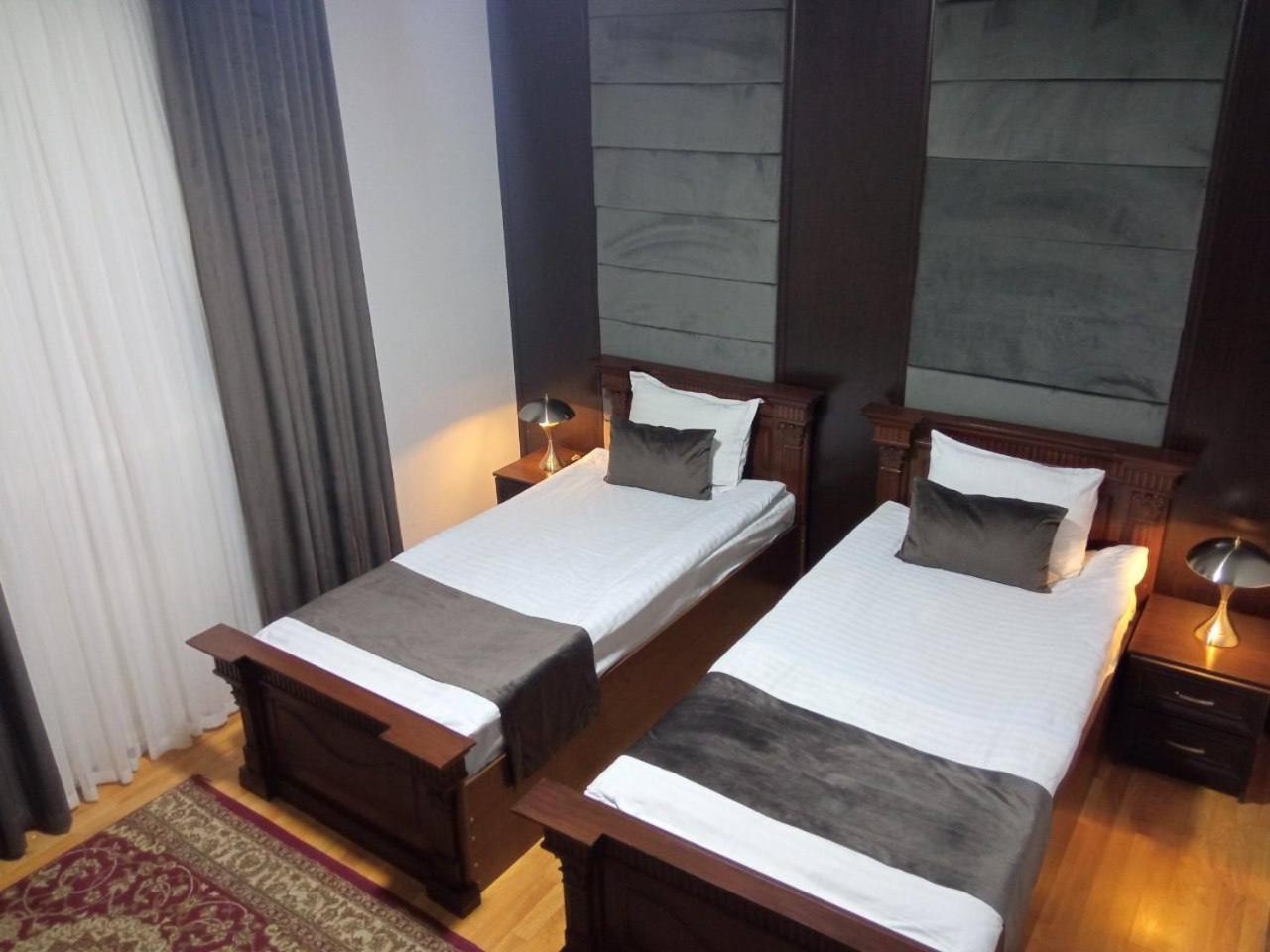 Hotel Marvarid Samarkand Esterno foto