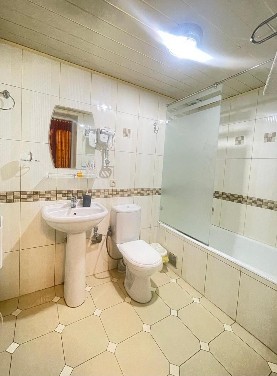 Hotel Marvarid Samarkand Esterno foto