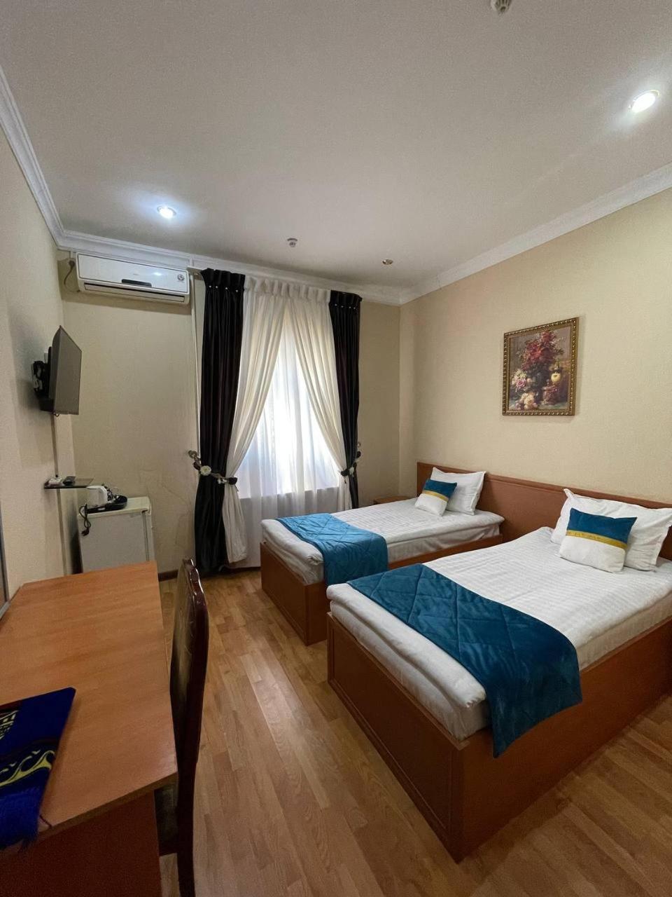 Hotel Marvarid Samarkand Esterno foto